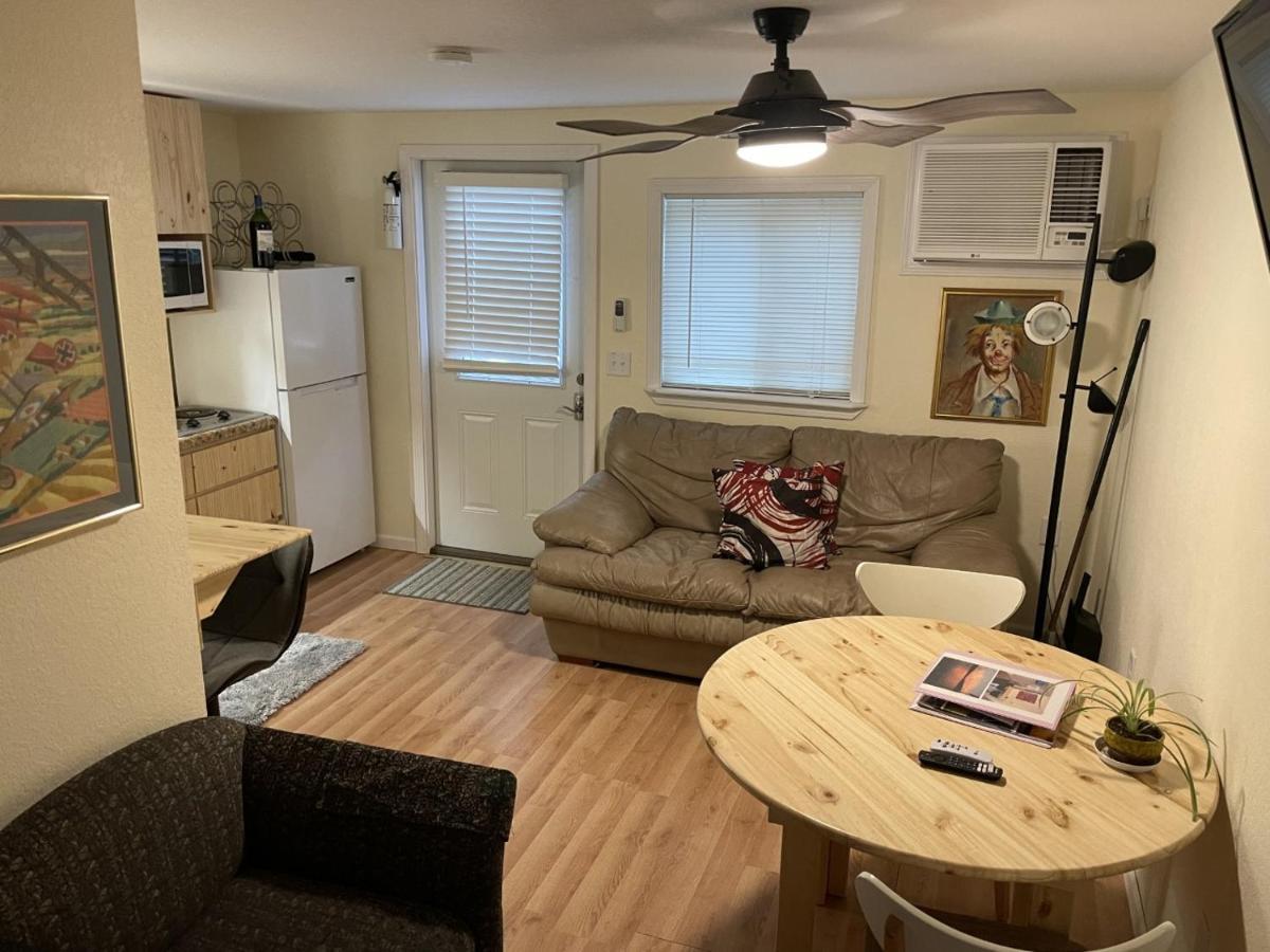 Loft , Boat Dock, 2 Bedrooms , Pet Friendly Gravois Mills Eksteriør bilde